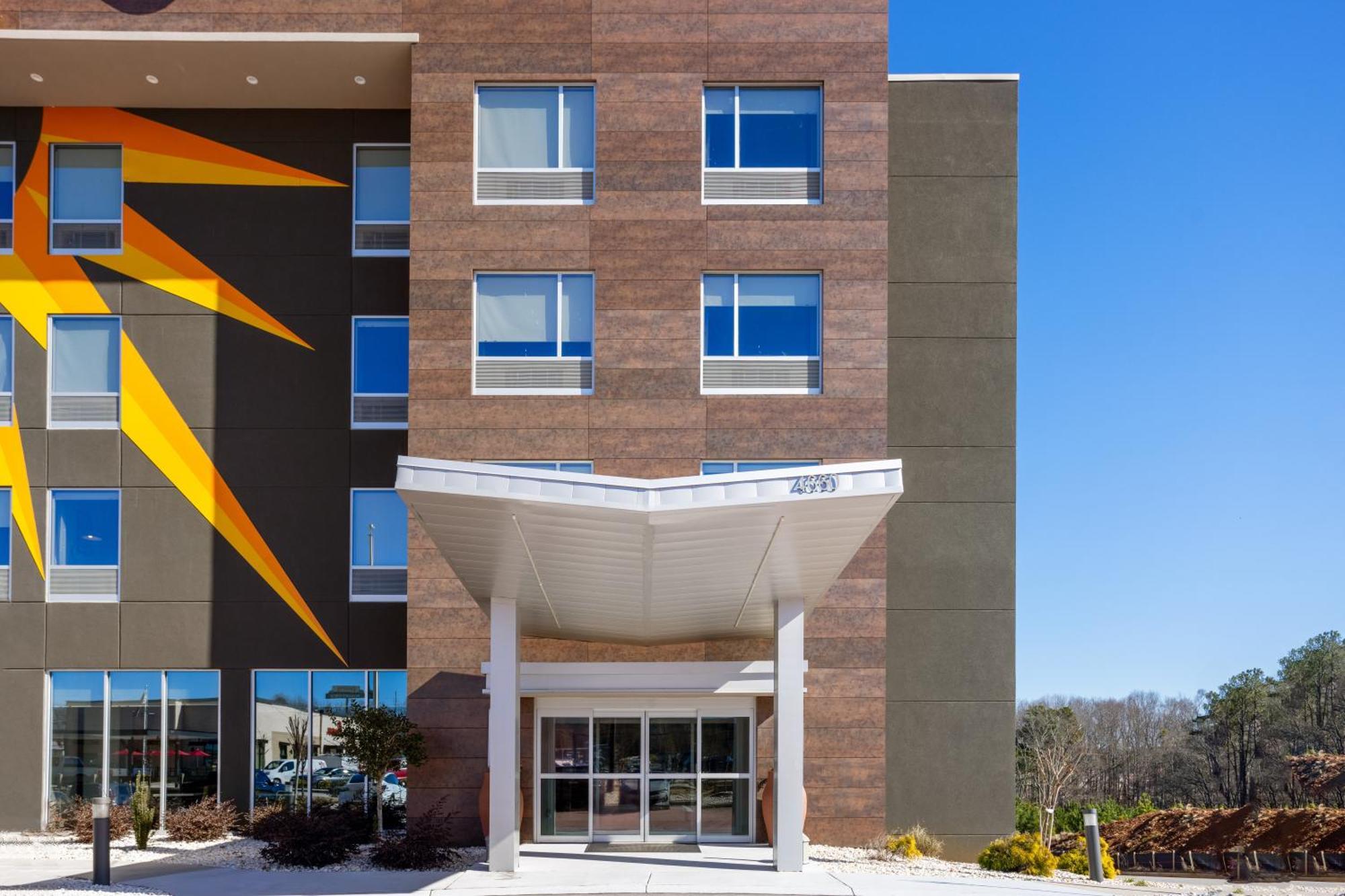 La Quinta Inn & Suites By Wyndham Locust Grove Ngoại thất bức ảnh